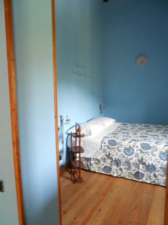 Azienda Agrituristica Risveglio Naturale Varese Ligure Δωμάτιο φωτογραφία