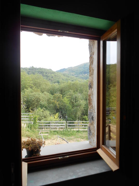 Azienda Agrituristica Risveglio Naturale Varese Ligure Δωμάτιο φωτογραφία