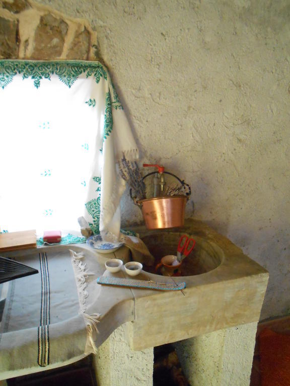 Azienda Agrituristica Risveglio Naturale Varese Ligure Εξωτερικό φωτογραφία