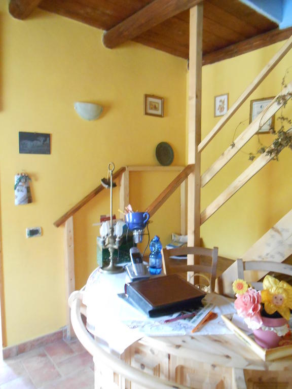 Azienda Agrituristica Risveglio Naturale Varese Ligure Εξωτερικό φωτογραφία