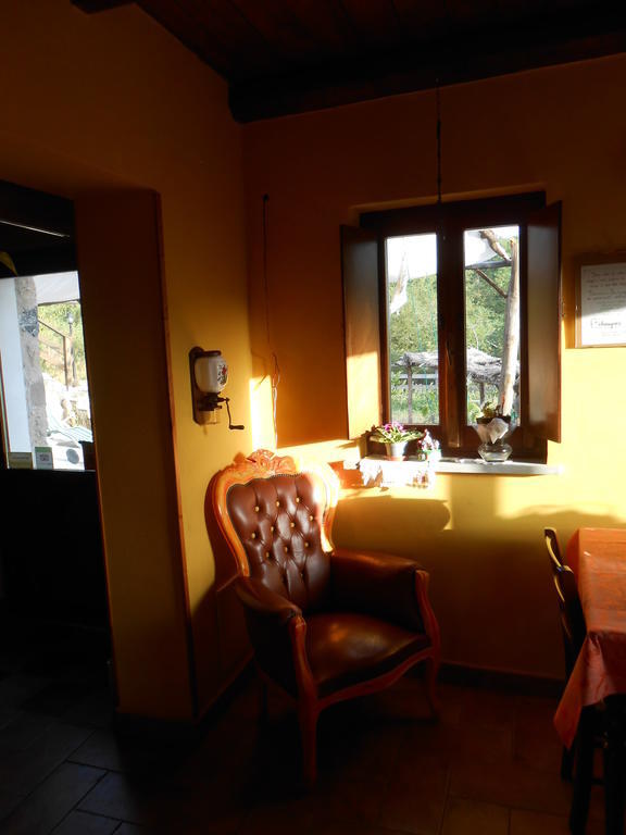 Azienda Agrituristica Risveglio Naturale Varese Ligure Εξωτερικό φωτογραφία