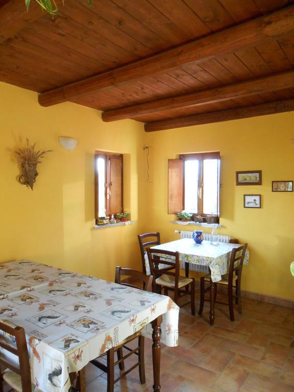 Azienda Agrituristica Risveglio Naturale Varese Ligure Εξωτερικό φωτογραφία